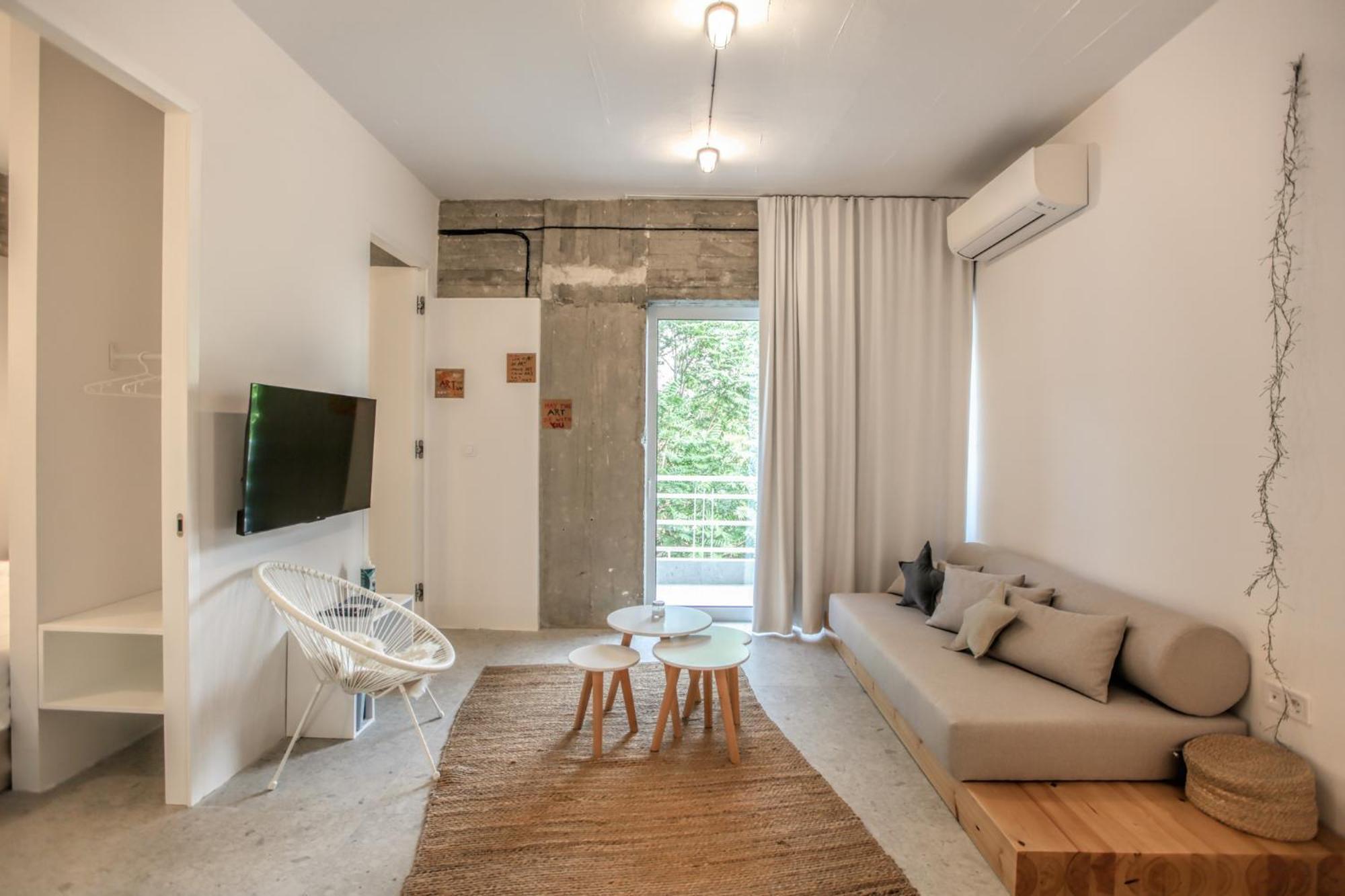 Convent-Βand Αpartment Apartment กาลัมปากา ภายนอก รูปภาพ