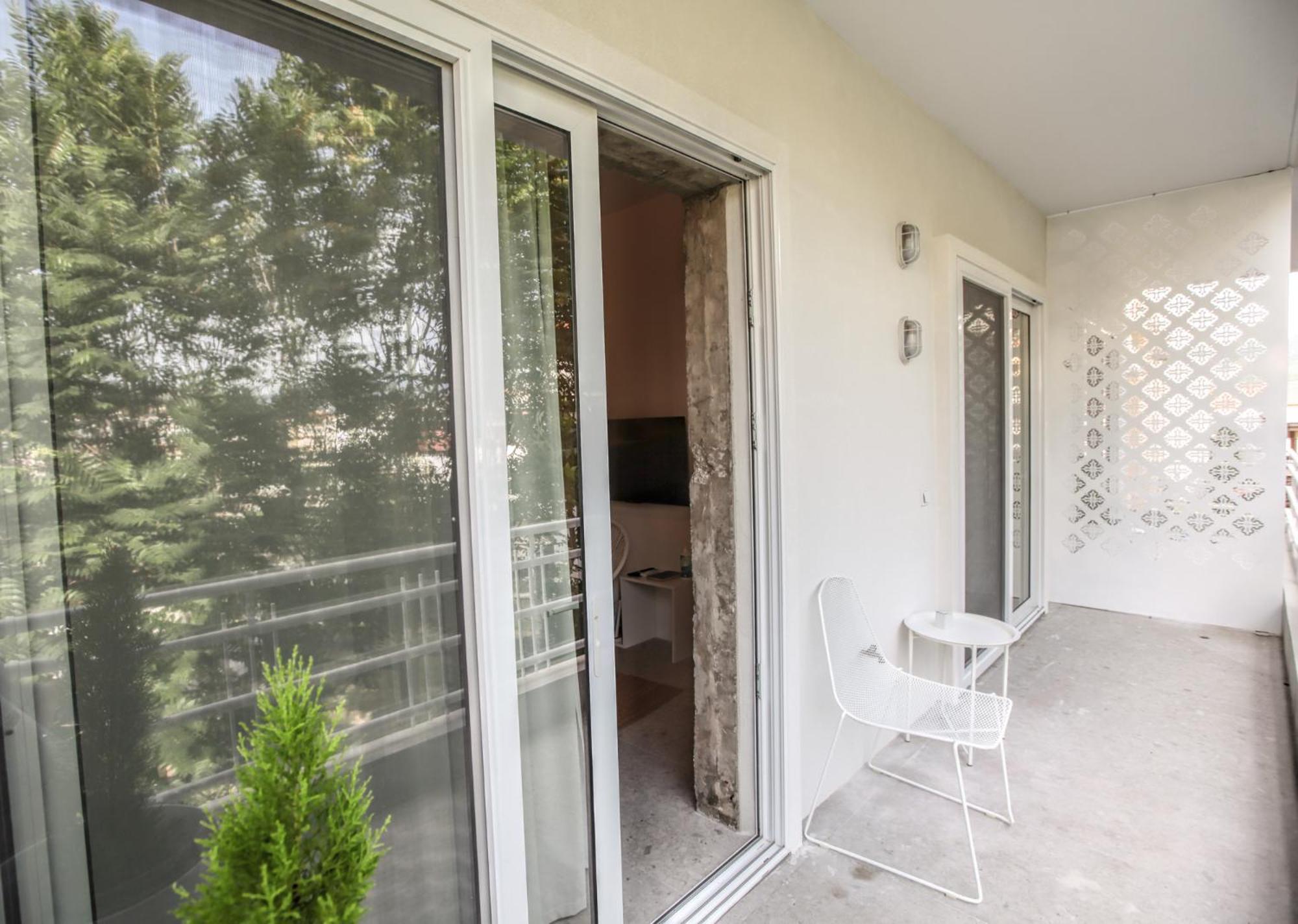 Convent-Βand Αpartment Apartment กาลัมปากา ภายนอก รูปภาพ